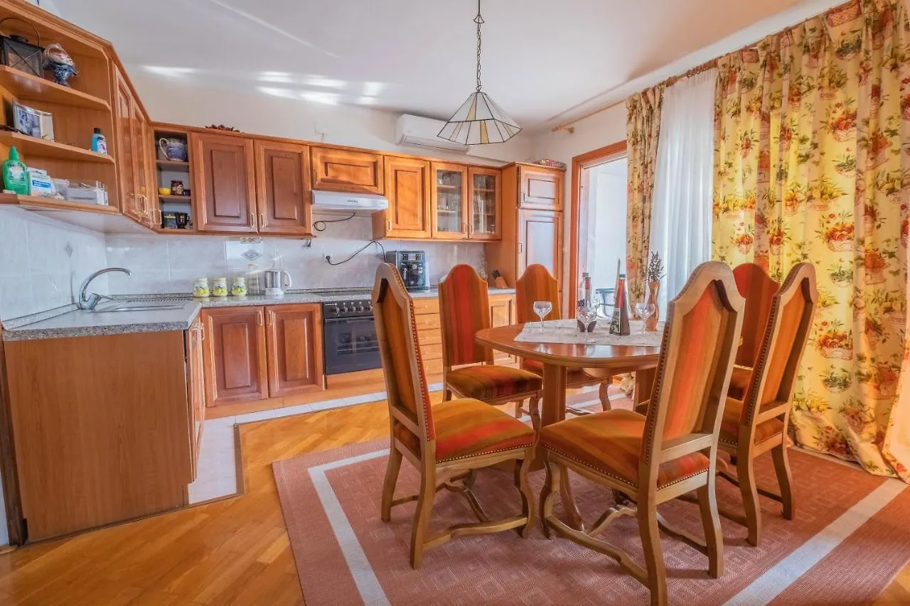 Apartman Andelko Jadranovo Apartment